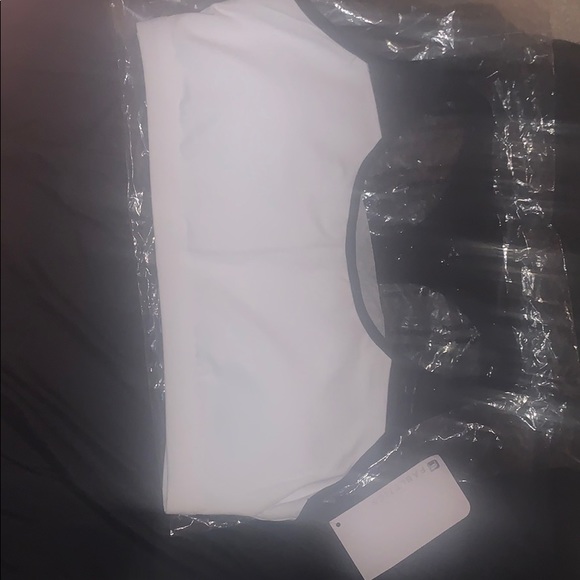 Sports bra - Picture 1 of 1